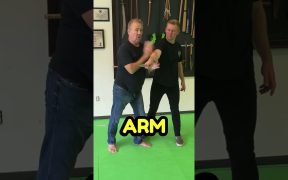 knife fighting basics