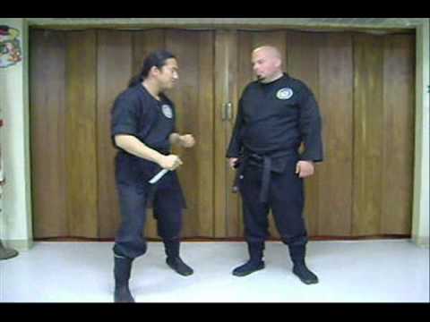 knife fighting techniques