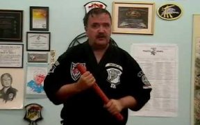 knife fighting basics