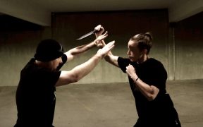 knife fighting techniques